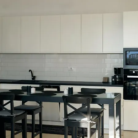 The Garrison Sarandë