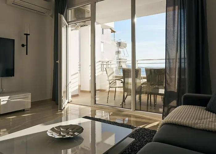 The Garrison * Saranda